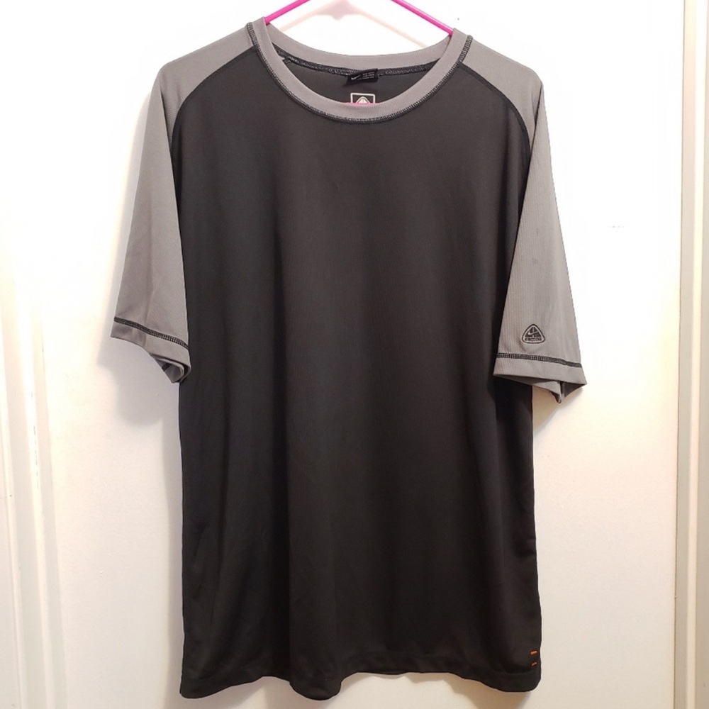 Nike ACG tee - XL EUC